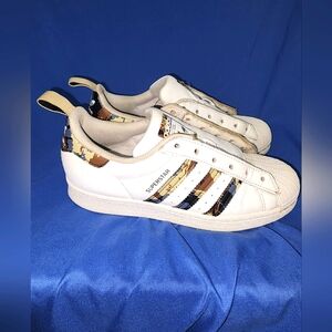 adidas Superstar 'White Savanna Camo' GV9698